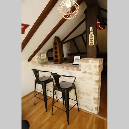Apartment With Terrace In The Center Od *